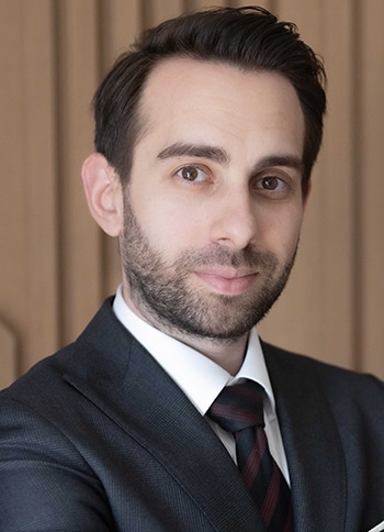 m-Eggonopoulos